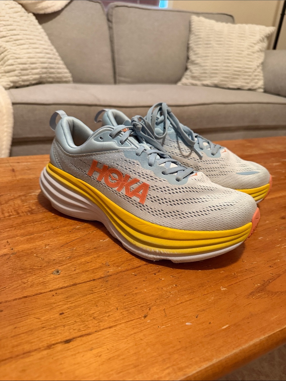 Lightly used Hoka women’s Bondi 8 wide